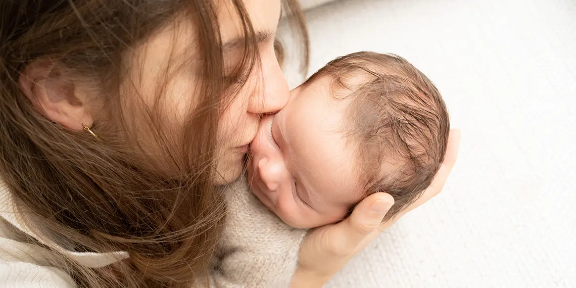 Wie beruhigen wir unser Baby beim Babyfotoshooting?