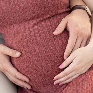 Abgestimmte Farben im Babybauch Shooting München
