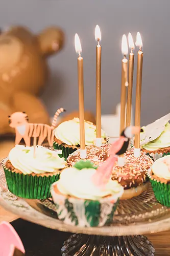 Kindergeburtstag Fotoshooting Kerzenlicht zum Auspusten in München