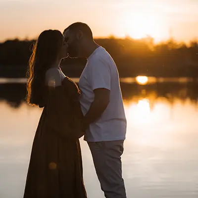 Sonnenuntergangsstimmung im Babybauch Shooting München Sonnenuntergangsstimmung im Babybauch Shooting München