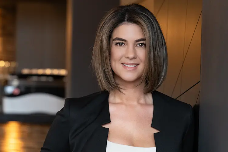 Business Portraitfotos einer Frau im modernen Stil